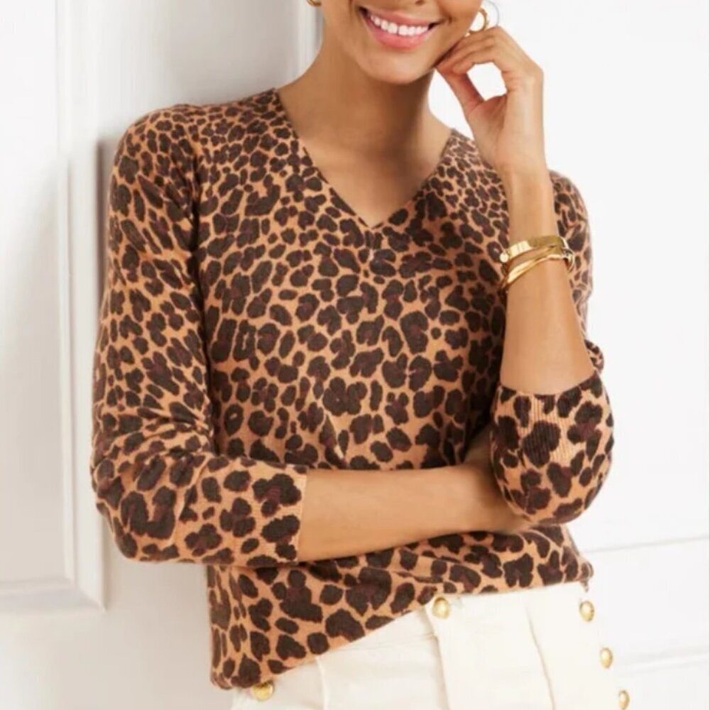 Talbots Cashmere Leopard Print V-Neck Sweater Women’s Large Soft Lightweight